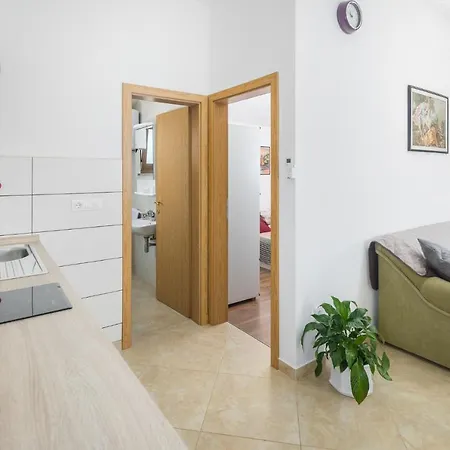 Appartamento Relaxing Farm House Near Porec